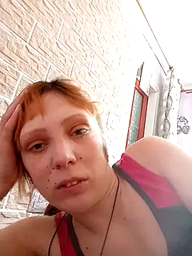 Snapshot of Ponka2011 chatting on 06-19-26, 05:12 Ponka2011 online show from 06-19-26, 05:12