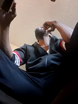 214KingLonggg online show from 03-29-26, 05:46