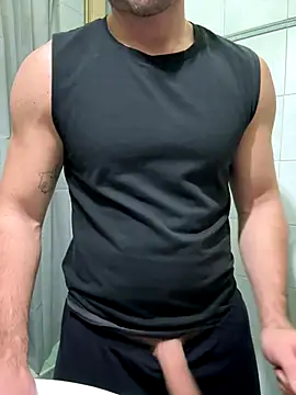 Snapshot of giovan2020 chatting on 12-04-25, 10:40 giovan2020 online show from 12-04-25, 10:40