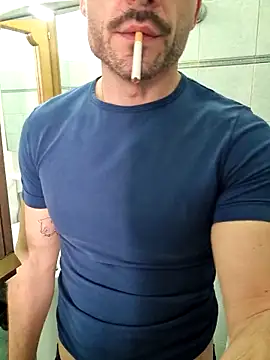 Snapshot of giovan2020 chatting on 02-18-26, 07:26 giovan2020 online show from 02-18-26, 07:26