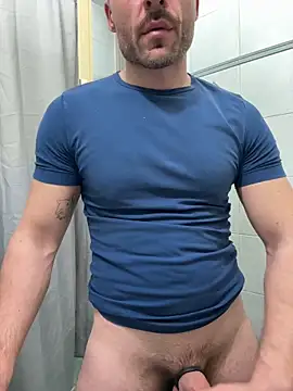 Snapshot of giovan2020 chatting on 03-03-26, 12:17 giovan2020 online show from 03-03-26, 12:17