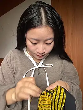 Snapshot of violet-00 chatting on 11-01-25, 12:56 violet-00 online show from 11-01-25, 12:56