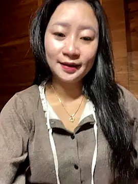 Snapshot of violet-00 chatting on 12-18-25, 01:11 violet-00 online show from 12-18-25, 01:11