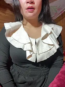 Snapshot of violet-00 chatting on 01-14-26, 01:11 violet-00 online show from 01-14-26, 01:11