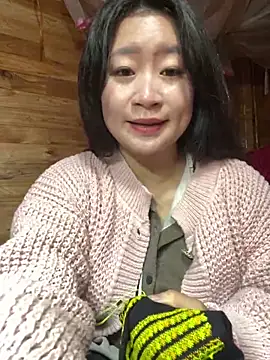 Snapshot of violet-00 chatting on 02-03-26, 02:53 violet-00 online show from 02-03-26, 02:53