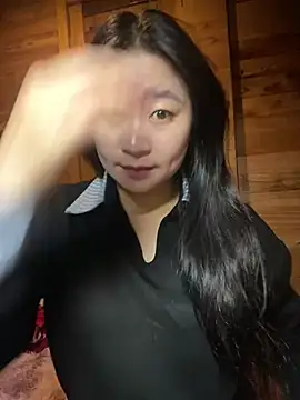 Snapshot of violet-00 chatting on 02-16-26, 01:57 violet-00 online show from 02-16-26, 01:57