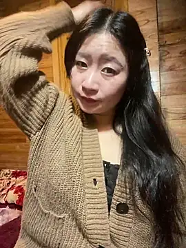 Snapshot of violet-00 chatting on 02-19-26, 01:45 violet-00 online show from 02-19-26, 01:45