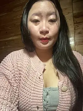 Snapshot of violet-00 chatting on 02-23-26, 01:25 violet-00 online show from 02-23-26, 01:25