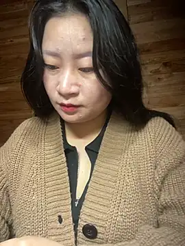 Snapshot of violet-00 chatting on 03-06-26, 01:46 violet-00 online show from 03-06-26, 01:46