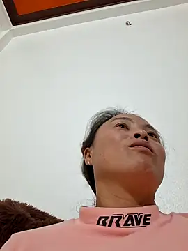 xuxulovezz online show from 11-21-25, 12:48