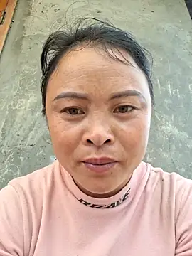 xuxulovezz online show from 02-24-26, 02:42