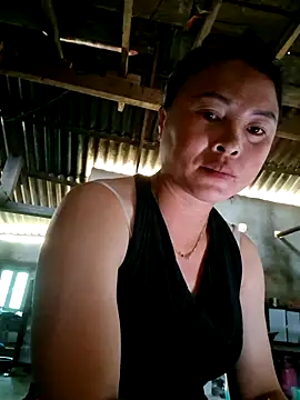 xuxulovezz online show from 04-08-26, 07:19