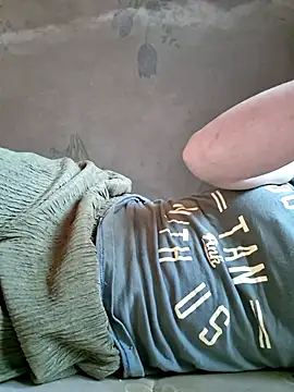 xuxulovezz online show from 06-02-26, 08:05
