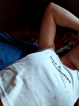 xuxulovezz online show from 07-25-26, 05:38