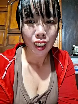 Snapshot of helenzz chatting on 10-19-25, 01:23 helenzz online show from 10-19-25, 01:23