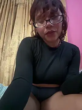 Snapshot of horigimeeee chatting on 11-15-25, 03:48 horigimeeee online show from 11-15-25, 03:48