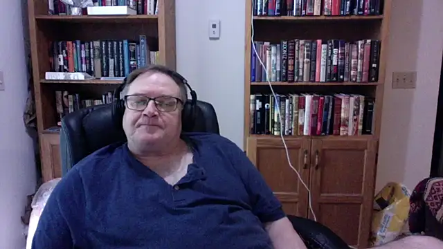 Vinyl22xh online show from 06-23-26, 12:30
