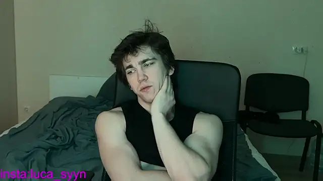 Snapshot of luca_syn chatting on 09-30-25, 07:08 luca syn online show from 09-30-25, 07:08