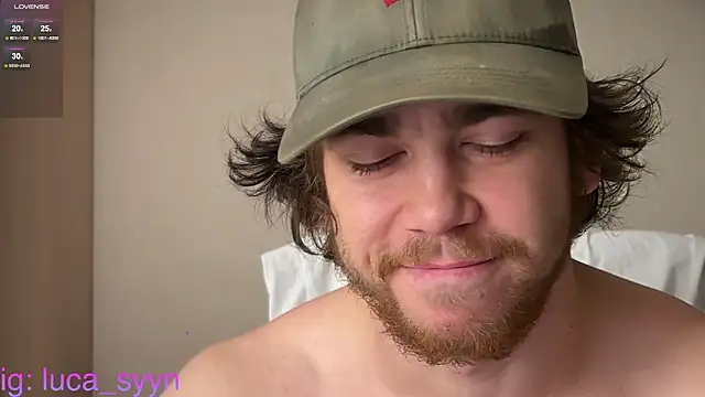 Snapshot of luca_syn chatting on 11-19-25, 05:40 luca syn online show from 11-19-25, 05:40