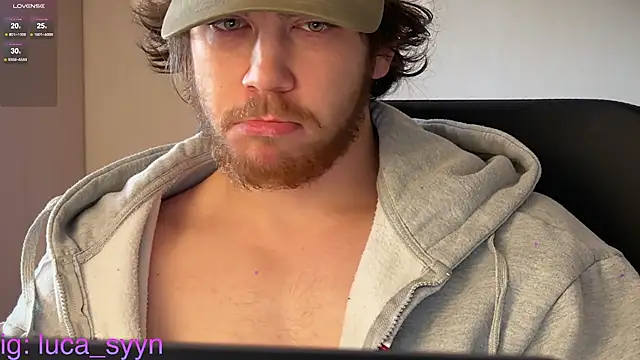 Snapshot of luca_syn chatting on 11-21-25, 07:40 luca syn online show from 11-21-25, 07:40