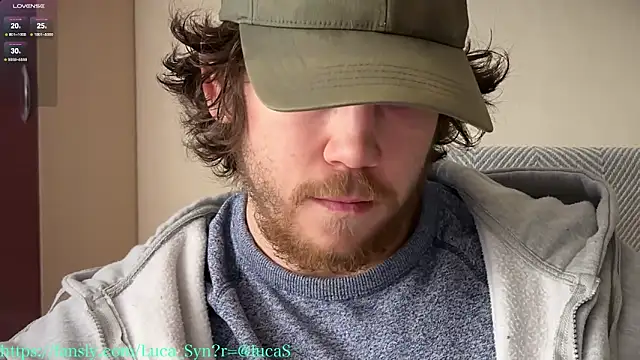 Snapshot of luca_syn chatting on 11-24-25, 10:48 luca syn online show from 11-24-25, 10:48