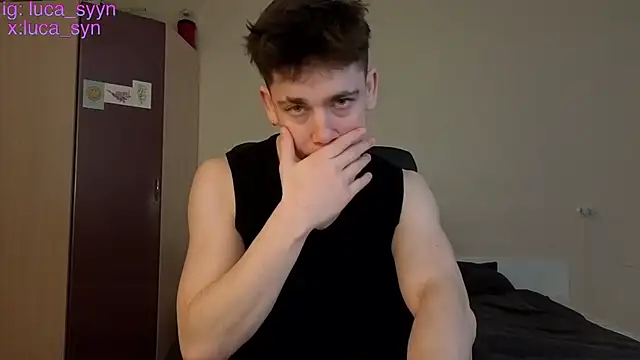 Snapshot of luca_syn chatting on 03-18-26, 07:28 luca syn online show from 03-18-26, 07:28