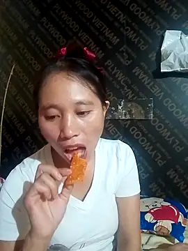 ruby-00 online show from 10-11-25, 05:00