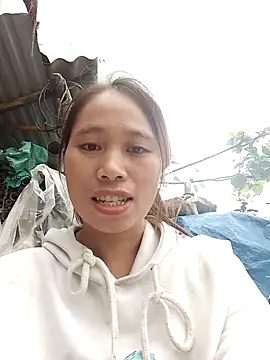 ruby-00 online show from 11-18-25, 03:12