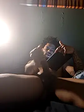 Snapshot of Painstickwes chatting on 03-10-26, 08:08 Painstickwes online show from 03-10-26, 08:08