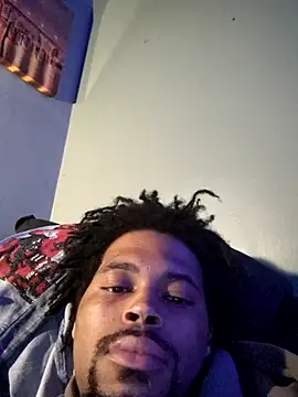 Snapshot of Painstickwes chatting on 05-24-26, 11:10 Painstickwes online show from 05-24-26, 11:10