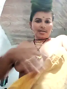 Snapshot of Sushmita_Love chatting on 10-28-25, 07:12 Sushmita Love online show from 10-28-25, 07:12