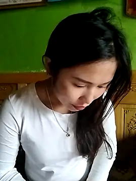 Snapshot of Mai4568 chatting on 09-27-25, 12:48 Mai4568 online show from 09-27-25, 12:48