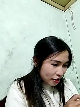 Snapshot of Mai4568 chatting on 12-18-25, 06:30 Mai4568 online show from 12-18-25, 06:30