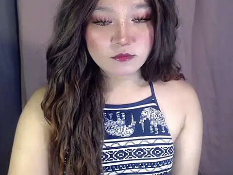 Eyes-on-me online show from 05-03-26, 06:14