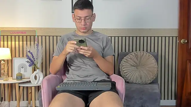 marcuswildx online show from 09-23-25, 11:35