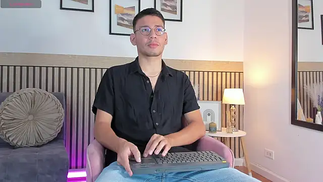 marcuswildx online show from 09-26-25, 05:50