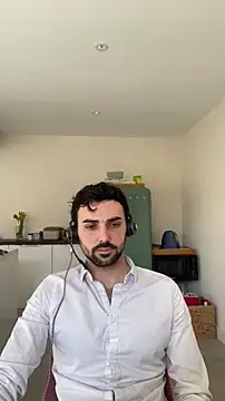 Snapshot of eauminerale chatting on 03-03-26, 10:21 eauminerale online show from 03-03-26, 10:21