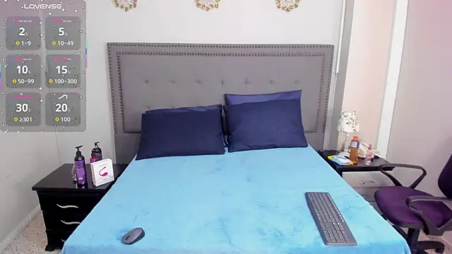 Vhaleria Vega online show from 09-23-25, 01:14