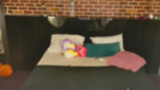 Snapshot of MeganSin_ chatting on 11-15-25, 05:49 MeganSin online show from 11-15-25, 05:49