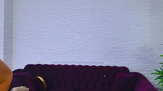 Snapshot of MeganSin_ chatting on 01-10-26, 05:42 MeganSin online show from 01-10-26, 05:42