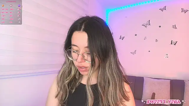 Snapshot of sweettvera chatting on 06-17-26, 11:38 sweettvera online show from 06-17-26, 11:38