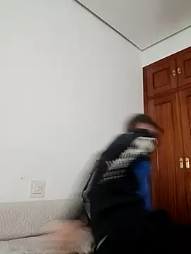 Snapshot of jorgeereyy chatting on 09-29-25, 02:44 jorgeereyy online show from 09-29-25, 02:44