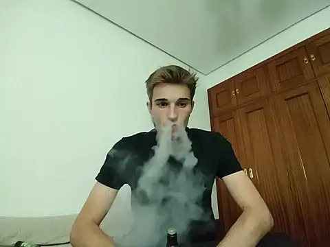 Snapshot of jorgeereyy chatting on 10-10-25, 04:39 jorgeereyy online show from 10-10-25, 04:39