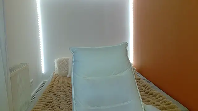 Anaayss  online show from 02-05-26, 05:56