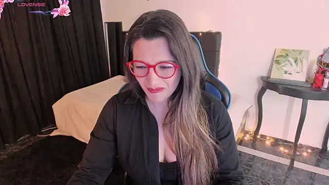 Hanna MA online show from 11-26-25, 03:57