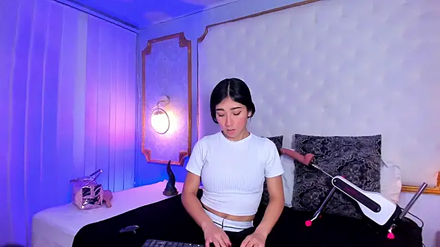 Mariana Kalo online show from 01-06-26, 11:03