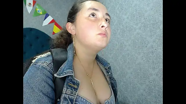 Snapshot of Vic_Taylor chatting on 07-18-26, 11:25 Vic Taylor online show from 07-18-26, 11:25