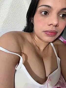 Snapshot of Anavalle chatting on 06-10-26, 02:34 Anavalle online show from 06-10-26, 02:34