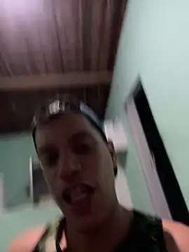 Snapshot of Nethinhoo chatting on 10-29-25, 12:13 Nethinhoo online show from 10-29-25, 12:13