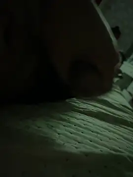 Snapshot of henrique61 chatting on 04-04-26, 08:12 henrique61 online show from 04-04-26, 08:12